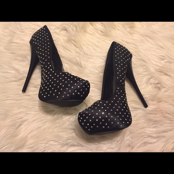High heels sz 6