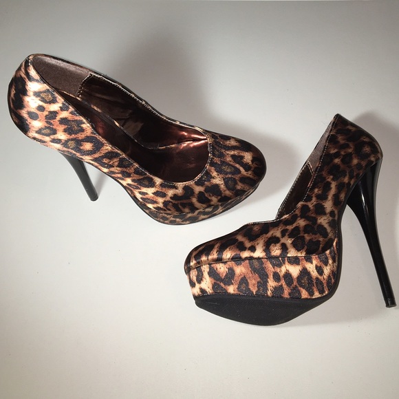 NEW Leopard Print Platform Heels