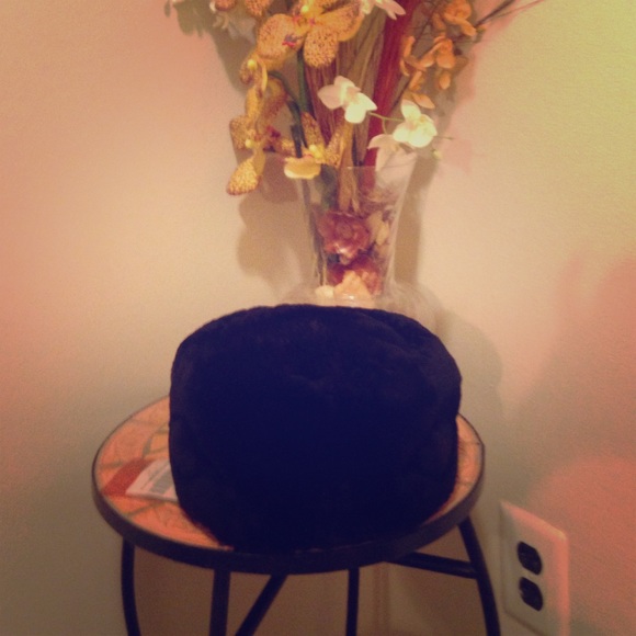 Real fur hat , black , Flemington Fur Co.