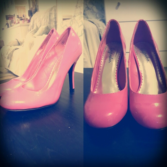 Hot Pink Heels