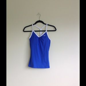 NEW Nike Tank Top W/Built In Bra