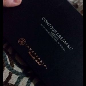 Anastasia contour creme kit