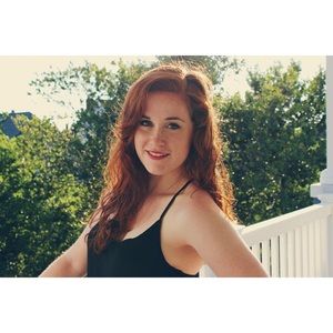 Meet your Posher, Chloe