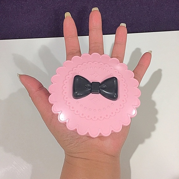 ❌SOLD❌ 1️⃣ NEW  🎀 House OF Lashes 🎀 Case Compact - Picture 4 of 4