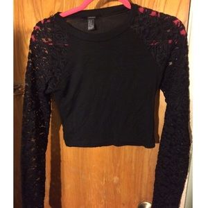 Lace sleeved black crop top