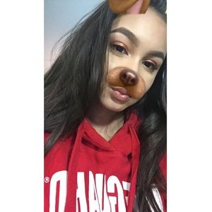 Meet your Posher, Abigail