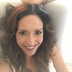 Meet your Posher, Jenevieve