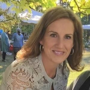 Meet your Posher, Lisa paradis