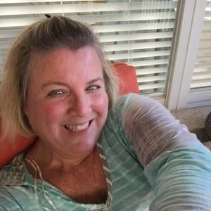 Meet your Posher, Charlotte