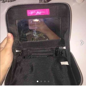 Bare minerals makeup case