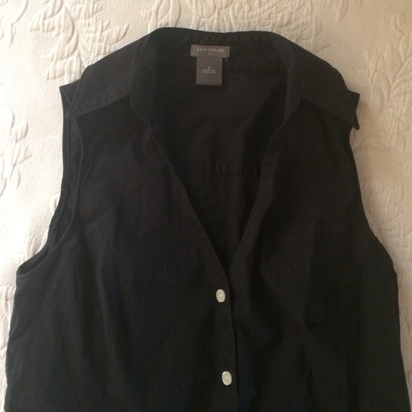 Ann Taylor Sleeveless Button-Up