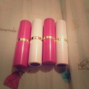 Estée Lauder Lipsticks