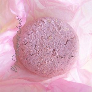 ✨Edith's Boutique "Grapefruit" Bath Bomb🌟