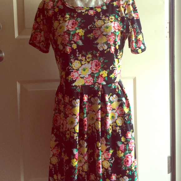 Lularoe Amelia euc
