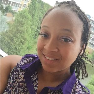 Meet your Posher, Nicole