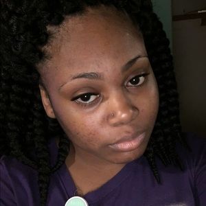 Meet your Posher, Alisa