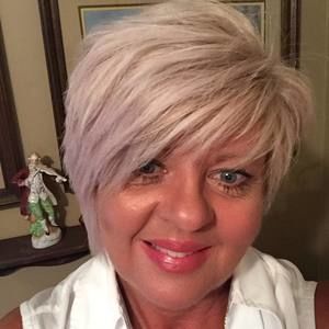 Meet your Posher, Della