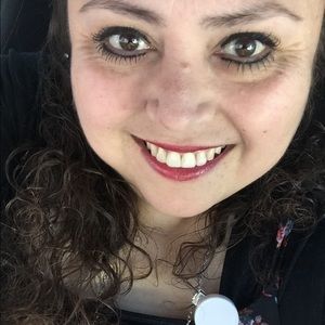 Meet your Posher, Eva