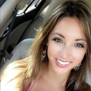 Meet your Posher, Shayla