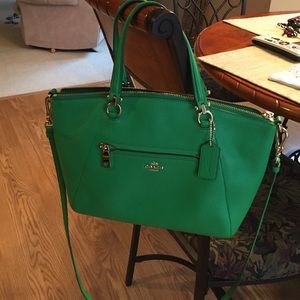 Coach Pebble Prairie Satchel Green Gold Hardware