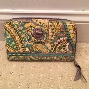 Vera Bradley wallet