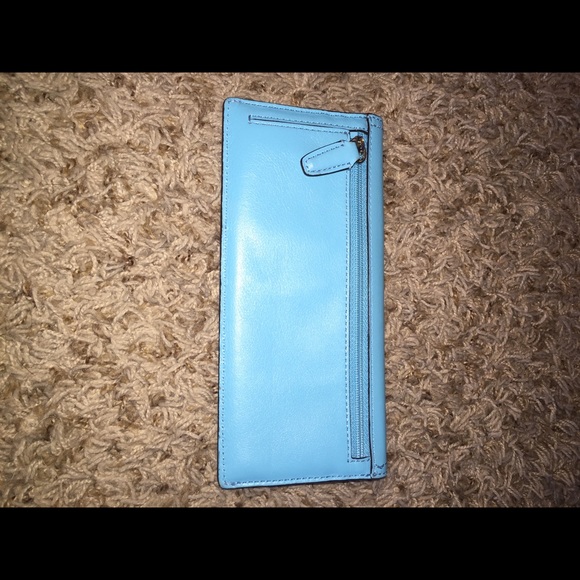 ✨PRICE DROP!!✨ BEAUTIFUL Blue Coach Wallet - Picture 2 of 4