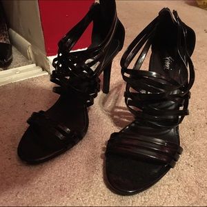 Beautiful & comfortable stripped high heels