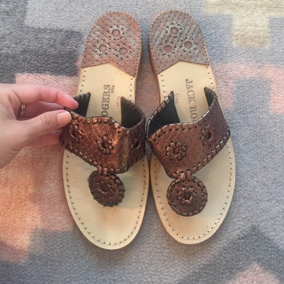 JACK ROGERS pewter colored sandals