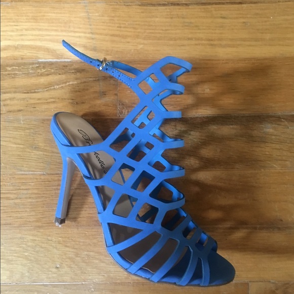Blue stunning heel SALE OF THE DAY