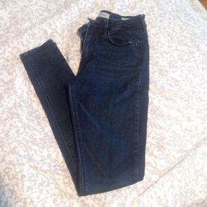 Bullhead high waisted skinny jeans