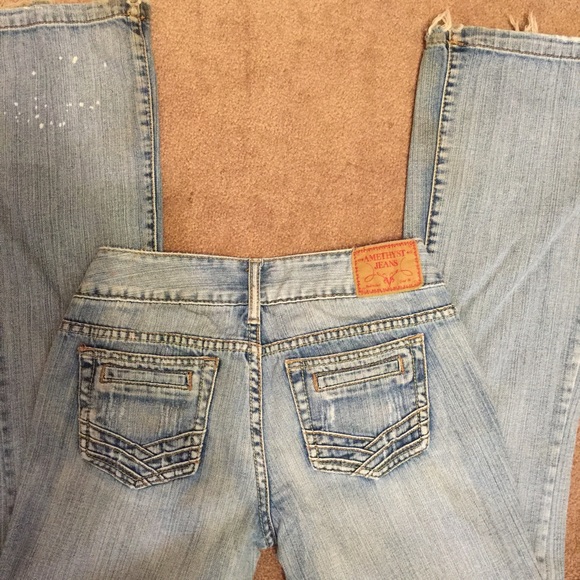 Comfy pair Amethyst jeans - Picture 1 of 4