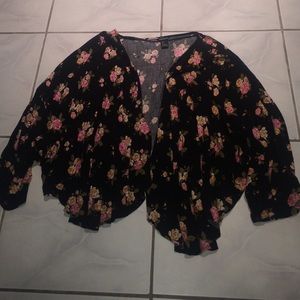 Flowy Forever 21 Floral Kimono (Medium) 🌸🌺✨