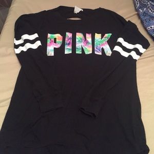Vs pink shirt