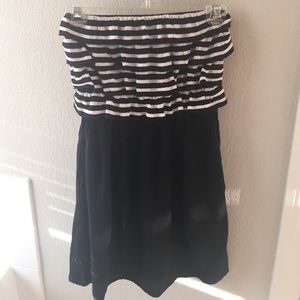 Strapless ruffles top dress