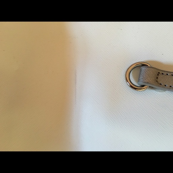 Kenneth Cole white tote and cross body floral bag - Picture 3 of 4