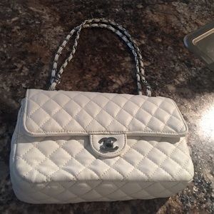 White faux leather bag
