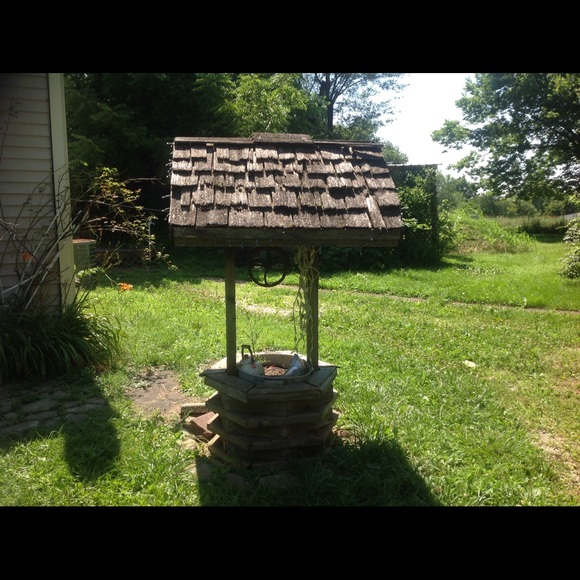 Meet your Posher, Barb - Picture 1 of 1