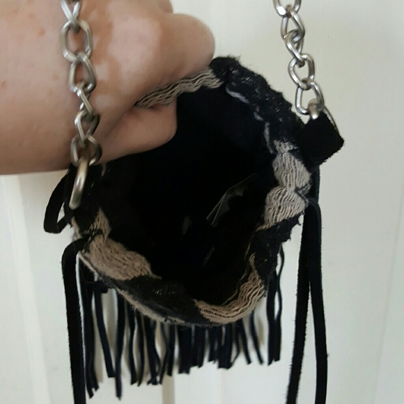 SOLD Cross body bag - Picture 3 of 3