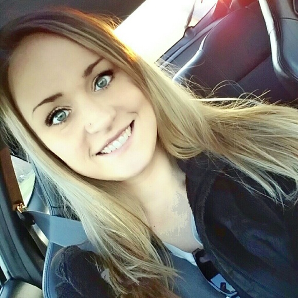 Meet your Posher, Veronica