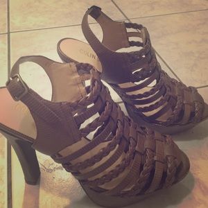 🍂Beautiful Brown Strappy Heels
