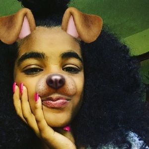 Meet your Posher, Alisha