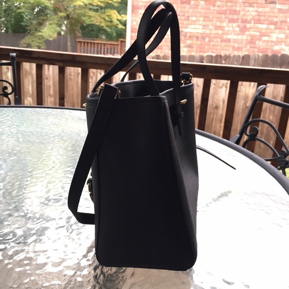 Michael Kors purse - Picture 3 of 4