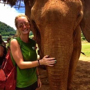 Meet your Posher, Christine