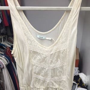 Cream kimchi blue lace peplum v neck