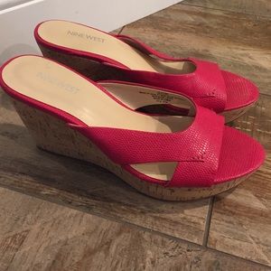 Nine West wedges pink size 8.5