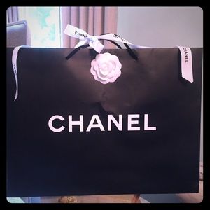 Chanel shopping bag