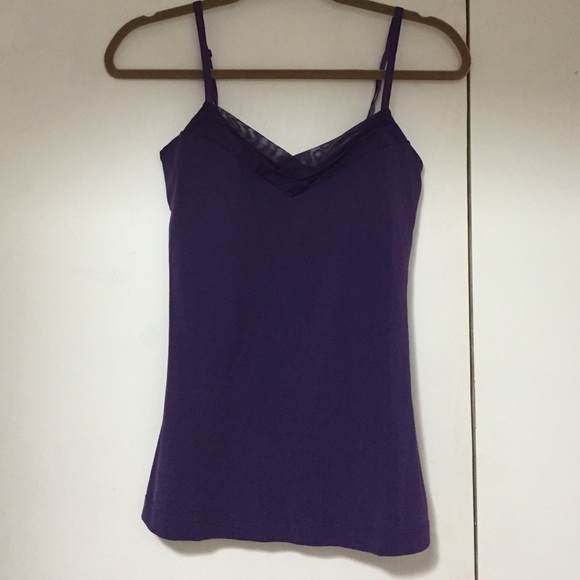 Lululemon tank - Picture 1 of 4