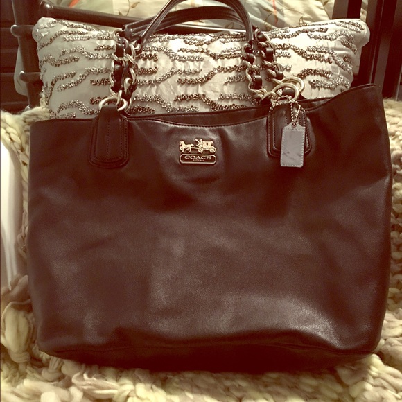 🎉Final Price Drop🎉 Coach Leather Tote
