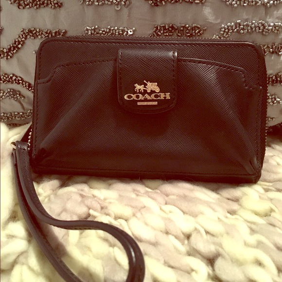 Coach Handbags - 🎉Price Drop🎉 Coach Wallet