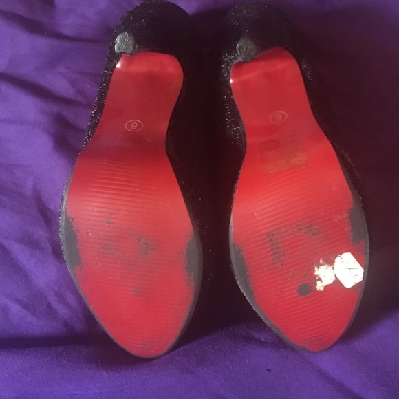 Black red bottom high heels - Picture 3 of 3